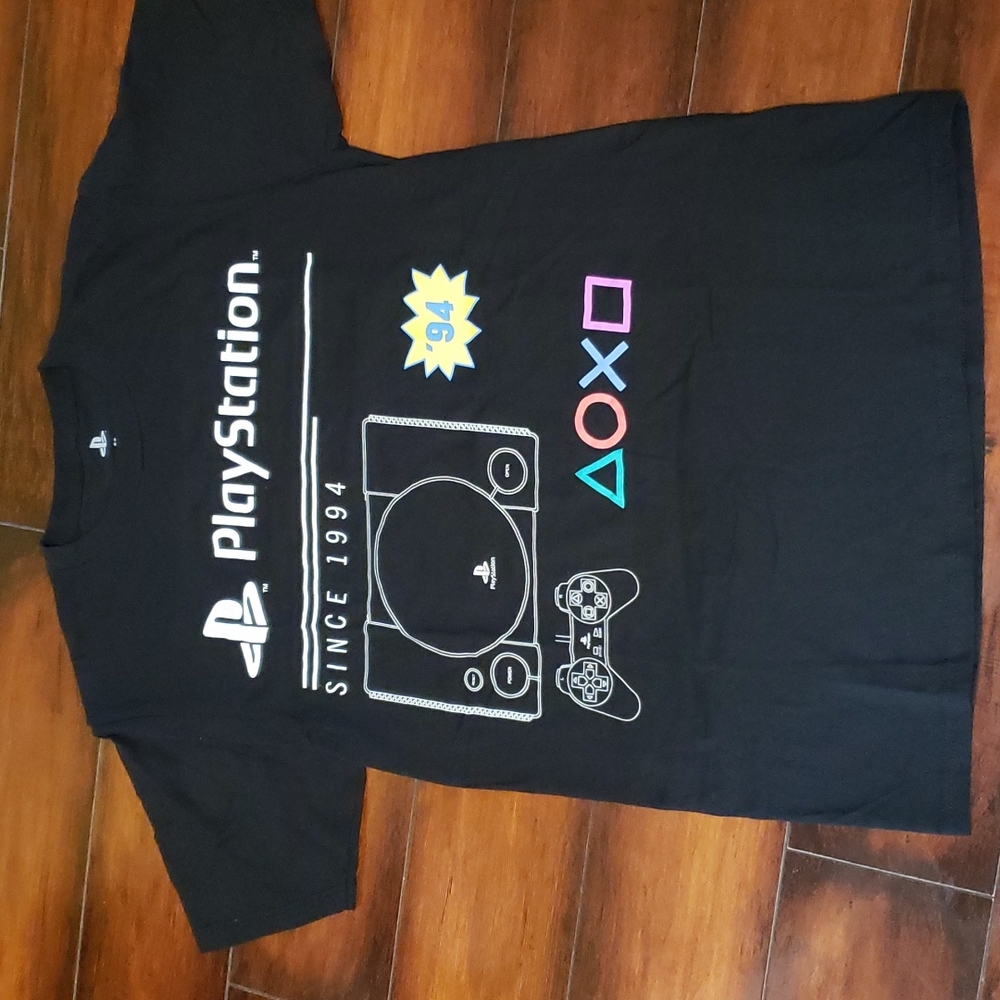 Play Station Graphic Tee M